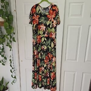 Attitudes by Renee Floral Maxi Dress